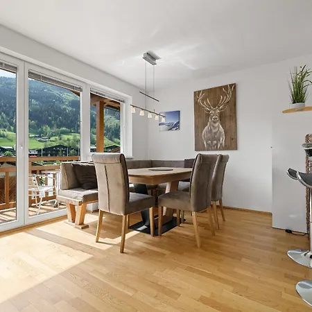 アパート Tauernblick 6 By Four Seasons